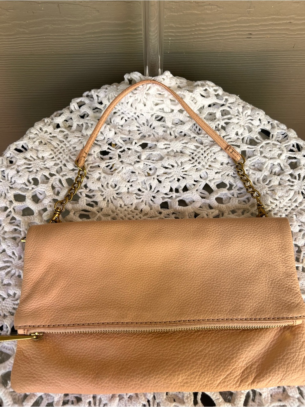 Fossil - Leather Fold-Over Handbag in Light Peach
